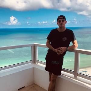 Meet your Posher, Thomas